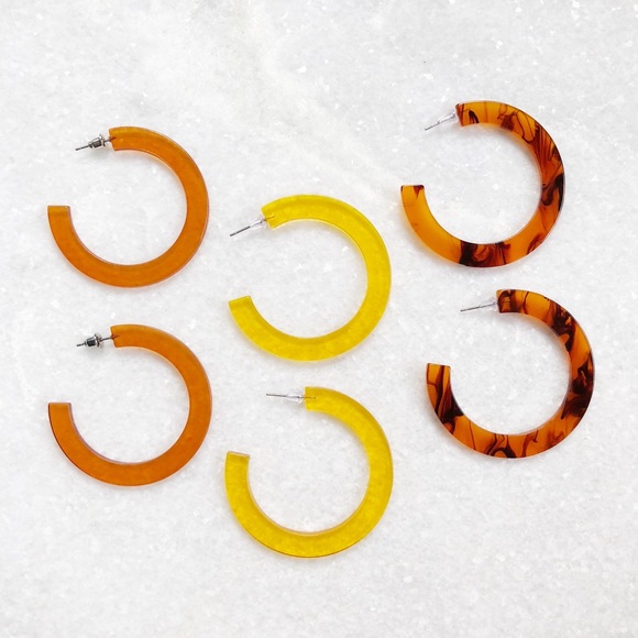 Jewelry - 🆕Mira Mustard Yellow Marble Acrylic Lucite Hoops